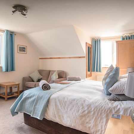 Jannel Bed & Breakfast Stornoway  Dış mekan fotoğraf